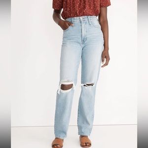 The Petite Curvy Perfect Vintage Jean in Danby Wash: Ripped Edition 25